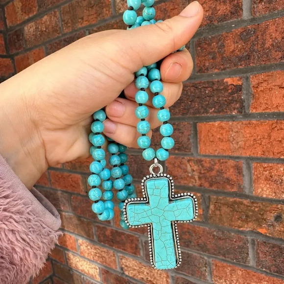 Turquoise Natural Stone Beads Bohemian Western Cross Necklace - Picture 10 of 12